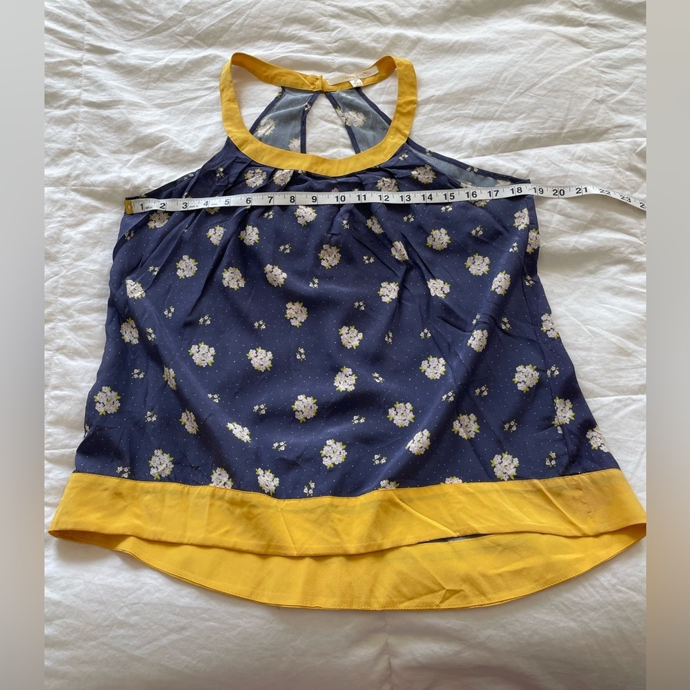 Jenny Han blue and yellow floral 100% silk sleeveless high low blouse | M - Picture 7 of 8